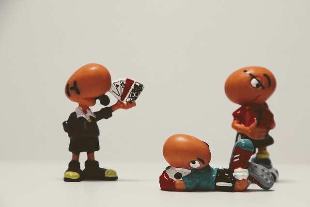 哈兰德赛后采访玩梗：保持谦逊；卡拉格、基恩做节目叫上我爸