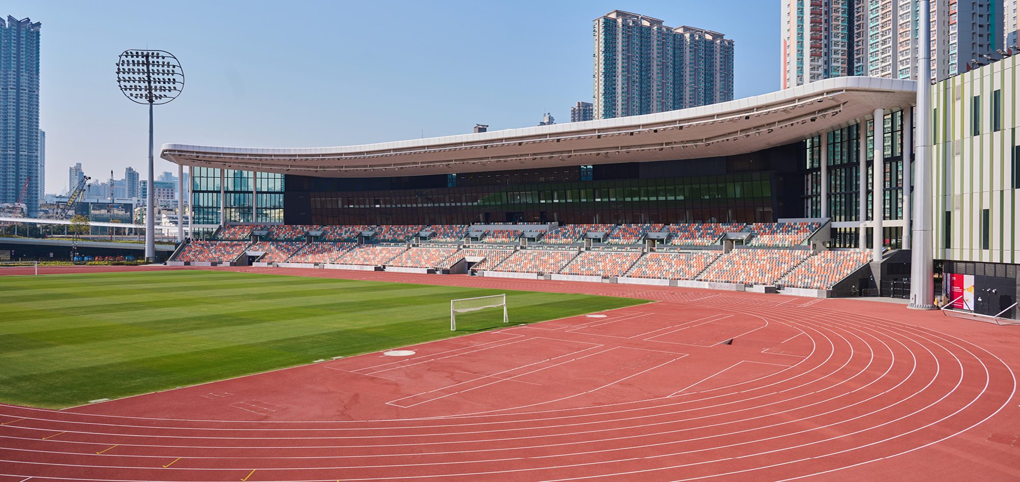 7分钟闪击，为那不勒斯自1989年以来意甲对尤文最快进球